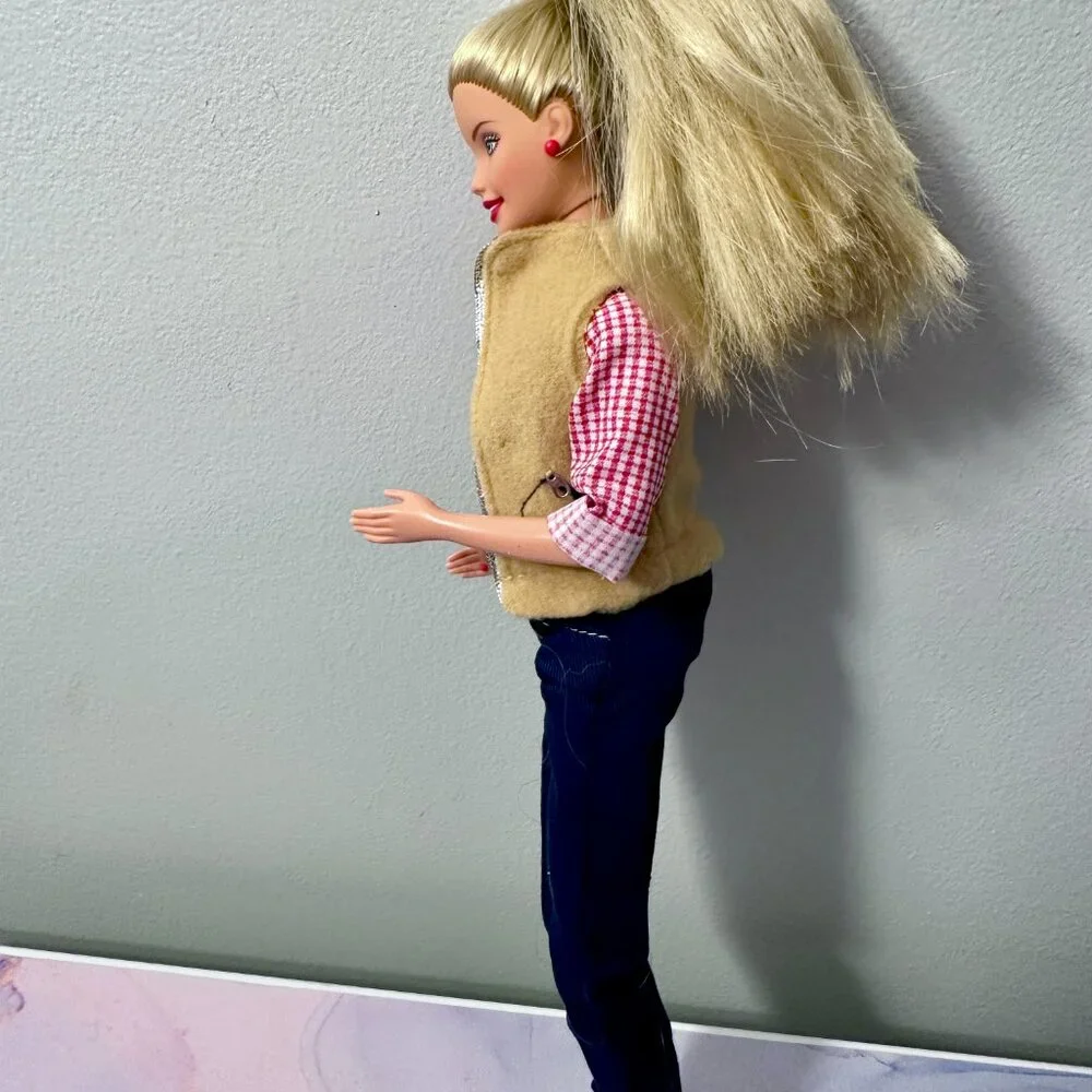 2000 Barbie Country Cracker Barrel - Picture 3 of 3